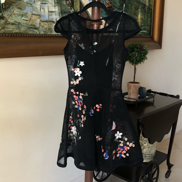 Guess Mini Dress in Black with embellishments - Picture 2 of 2